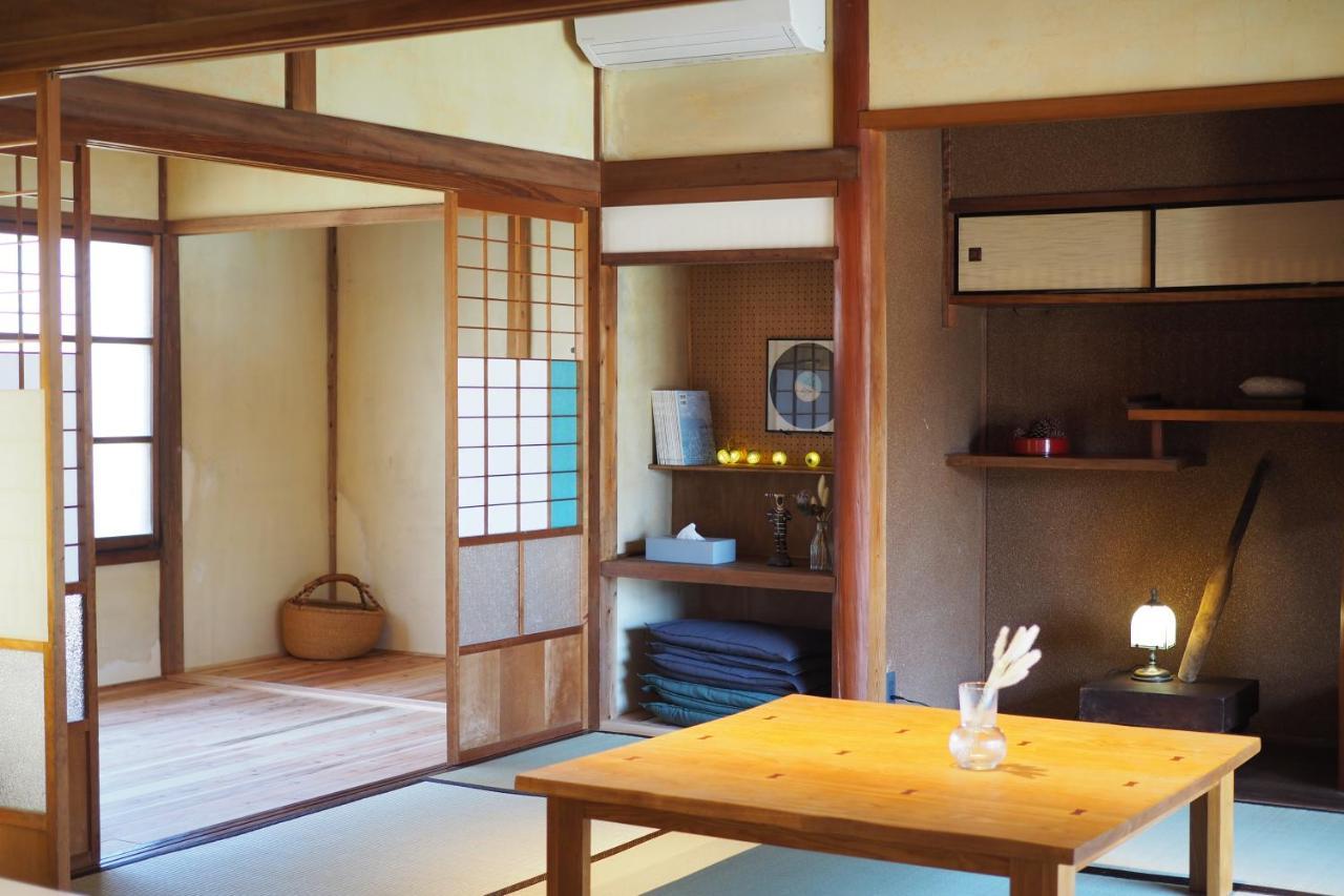 岡邸 Tonosho (Kagawa) Exterior foto